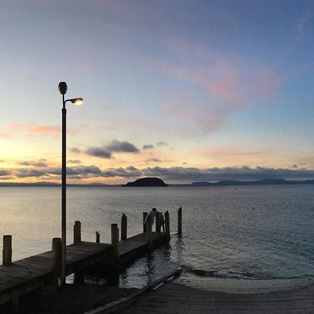 Motutere Bay Top 10 Holiday Park Turangi Exterior photo