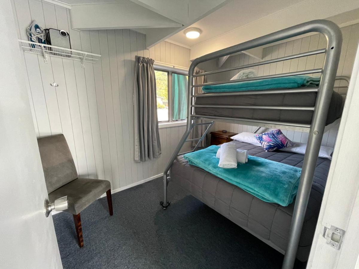 Motutere Bay Top 10 Holiday Park Turangi Exterior photo