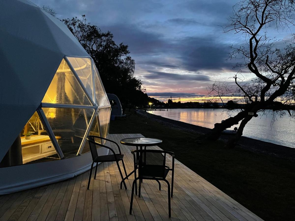 Motutere Bay Top 10 Holiday Park Turangi Exterior photo