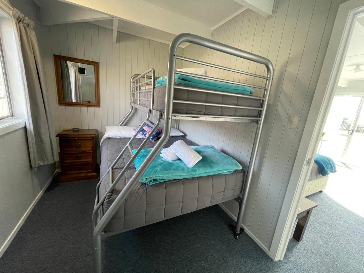Motutere Bay Top 10 Holiday Park Turangi Exterior photo
